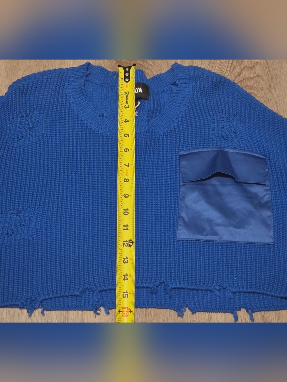 Cropped Devin Sweater - Picture 7 of 7